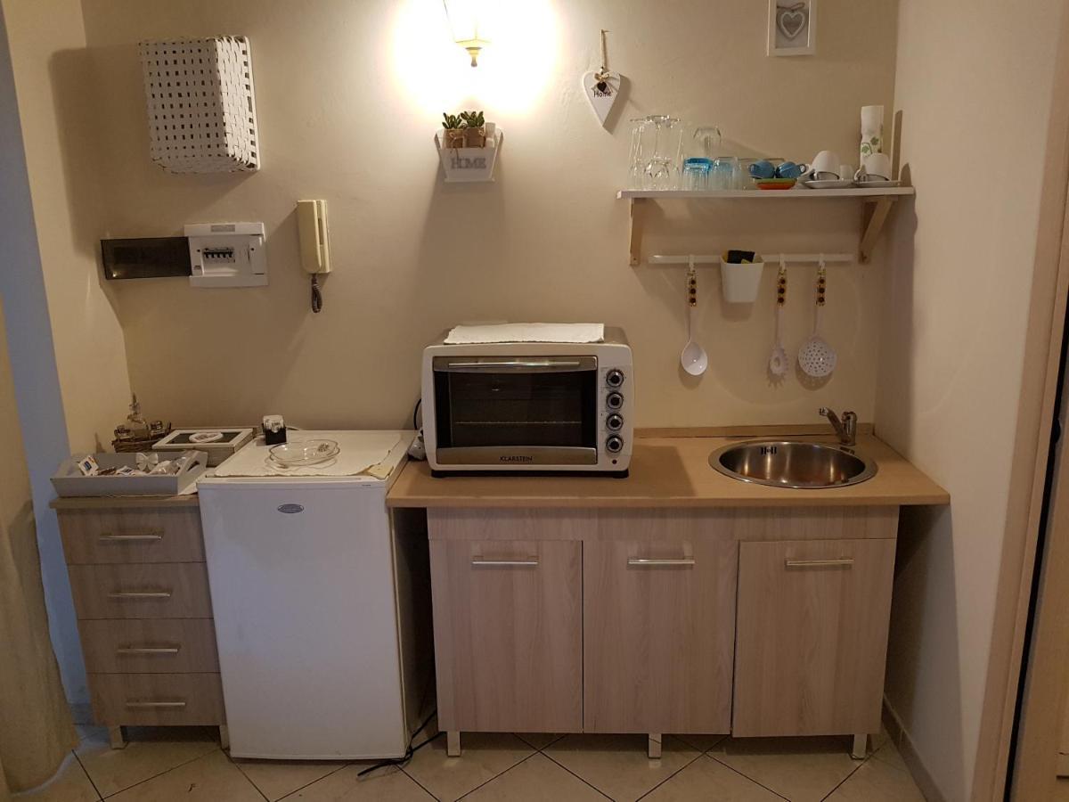Philos - Appartements & Rooms Таранто Екстер'єр фото